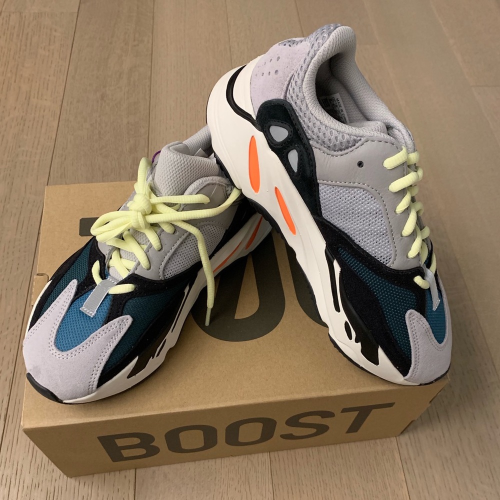 Yeezy Boost 700